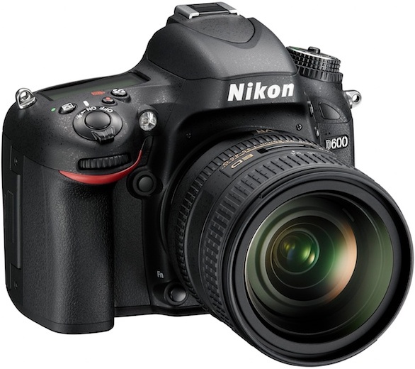 D600