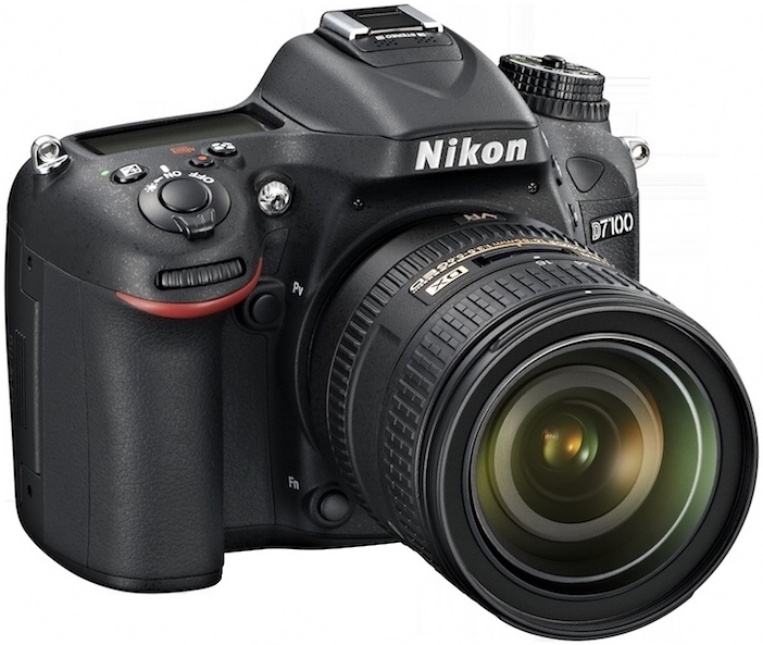 D7100