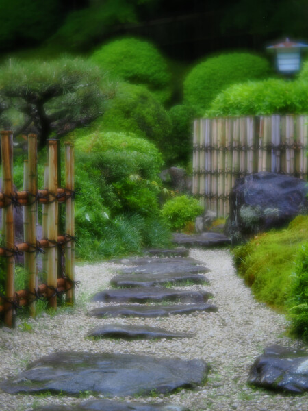 何となく