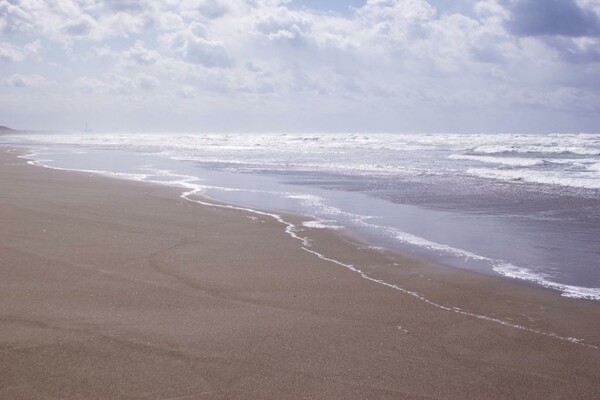 【ザ・ワールド】砂浜と空