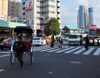 人力車と東京スカイツリー