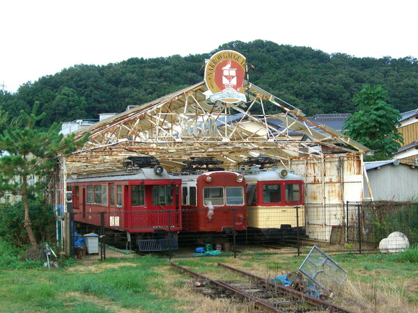 津井電鉄の車両