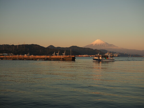 清水港より富士山～夕～