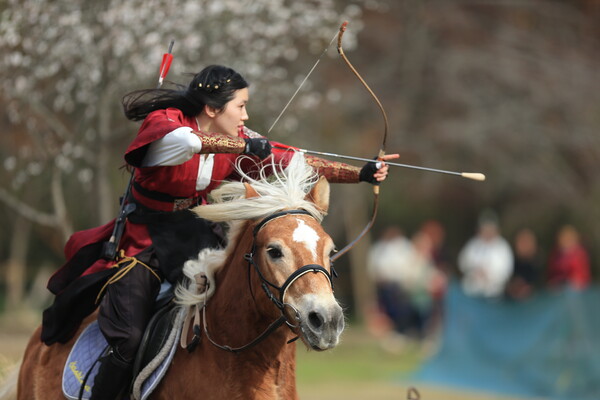 【横顔】凛と射る