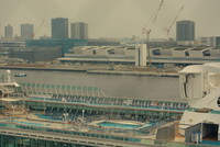 大型客船「SEA PRINCESS」と新豊洲市場俯瞰