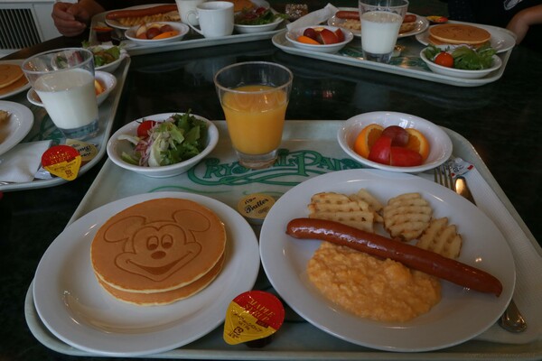 豪華な朝食