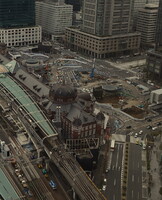 東京駅丸の内口駅前工事風景