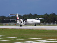 南大東空港・RAC Q400