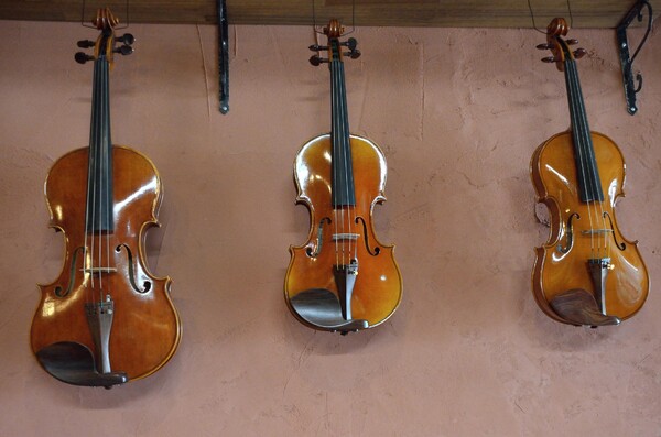 ブァイオリンとビオラのサイズ