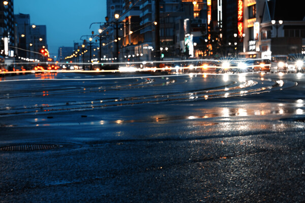 雨の街６