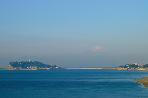 朝靄の富士山遠望
