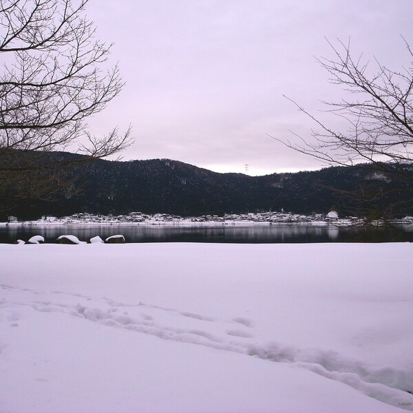 山里の雪景色