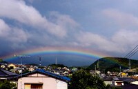 台風が過ぎた後の虹