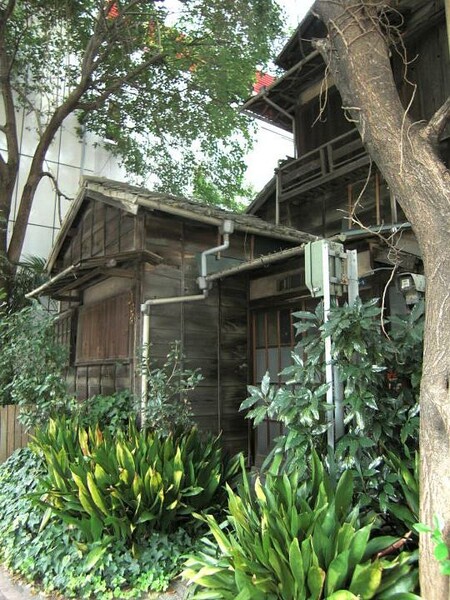 赤坂の木造家屋