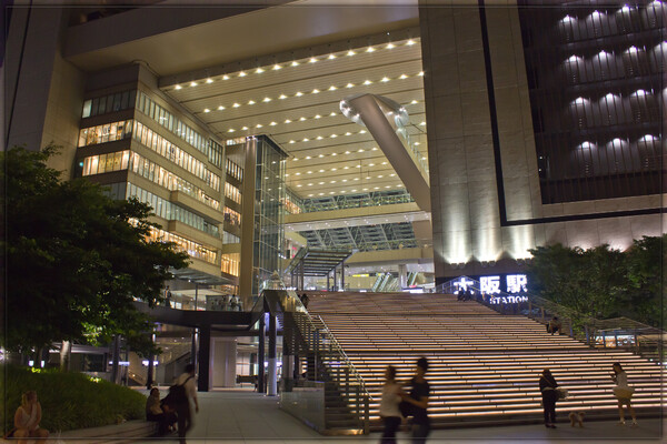 大阪駅の表側