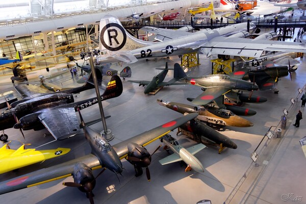 ミュージアム展示中の旧日本軍機