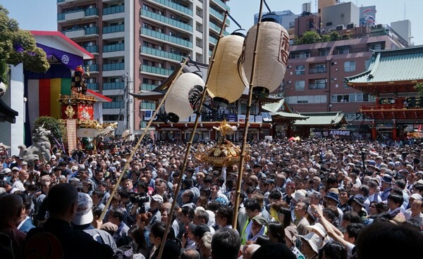 神田祭　（遷座 ４００年記念） 