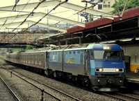 電気機関車−電車５両−ディーゼル機関車