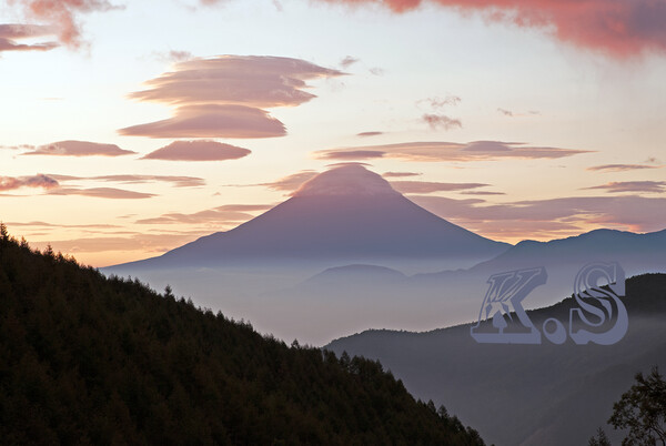 富士山でお祭り騒ぎ