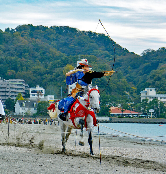 流鏑馬(逗子海岸)