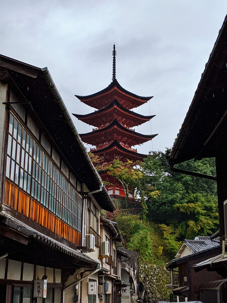 厳島神社　五重塔