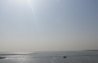 ＪＲ京葉線車窓　東京湾の風景