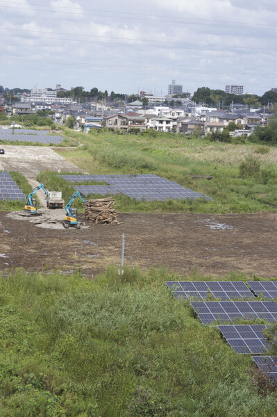 太陽光パネルアンドタテモノ
