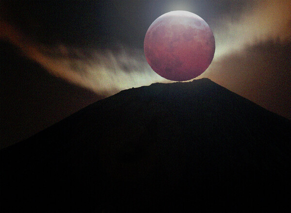 月食のパール富士
