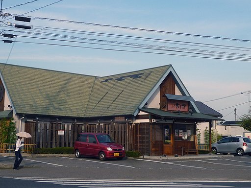 秋とはいえ