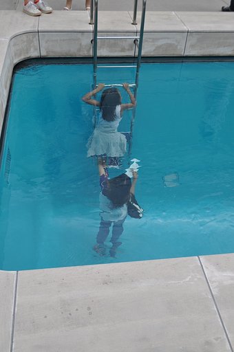 「プール」