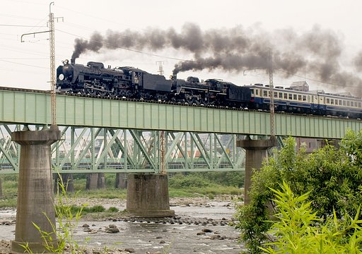 重連/大正橋を通過