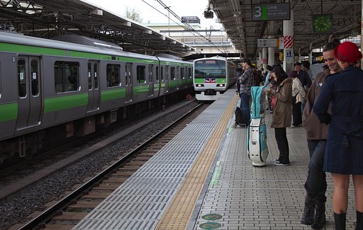 山手線イキリスPR車両