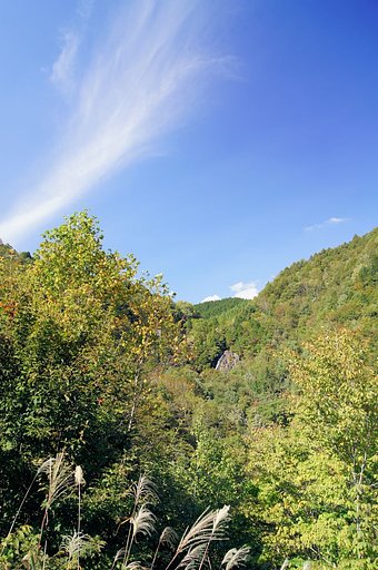 【空】　雲の滝山の滝