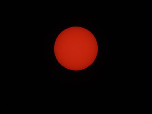 太陽は何色？