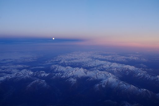 【空】 残照…アルプス上空