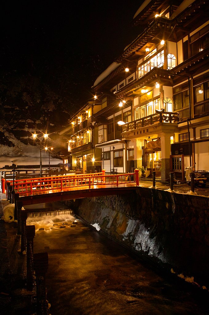 銀山温泉