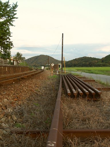 【鉄】路、出番待ち。停車場にて。