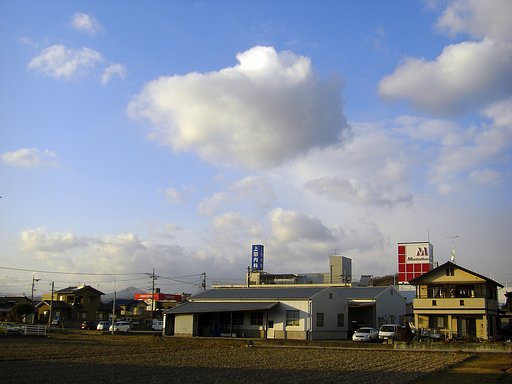 雲が飛ぶ