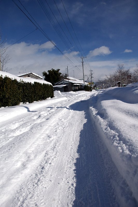 青い空と白い雪