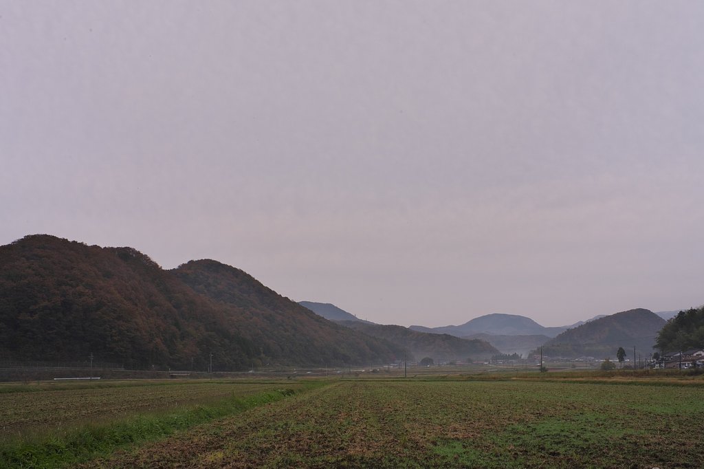 朝日の時間は黄砂が。