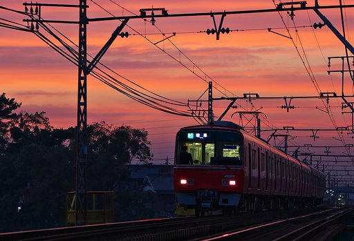 「紅」電車