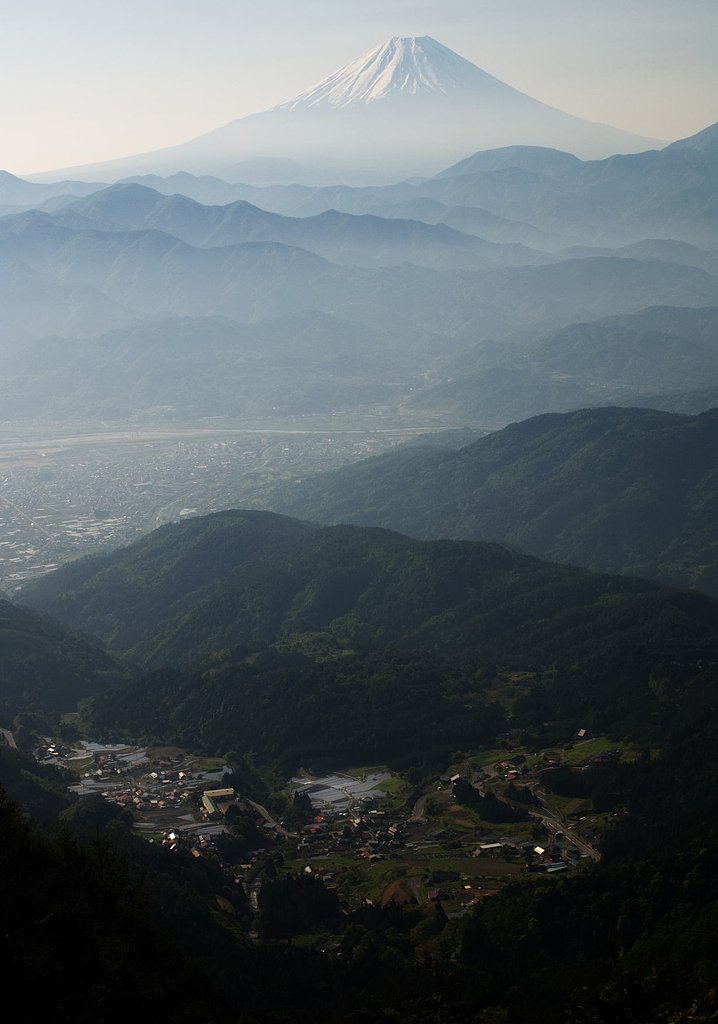 小さい棚田の風景
