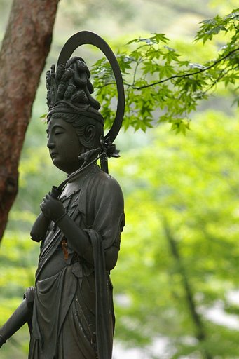 観音様かな？