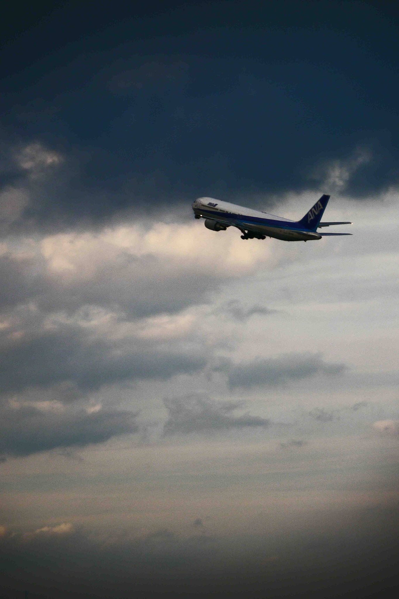 　　　羽田空港にて—Ⅱ