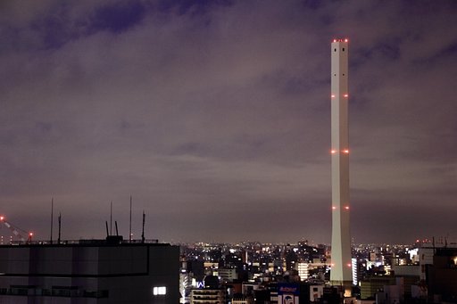 池袋の巨大煙突