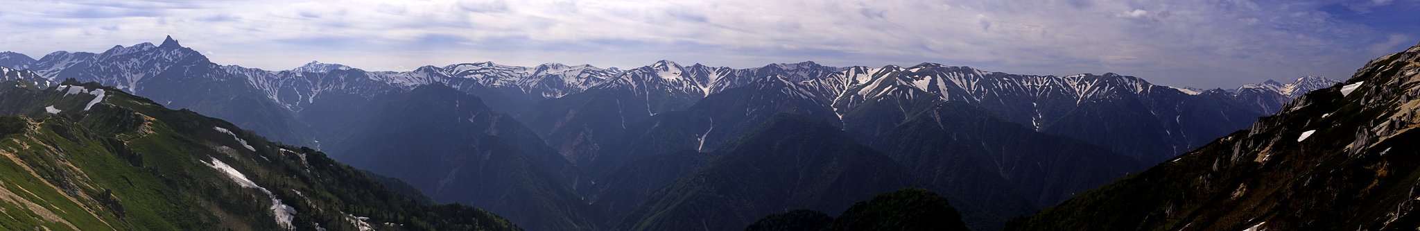 梅雨中のワリには，まんず絶景