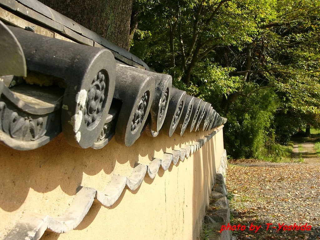 戒壇院　かわら塀