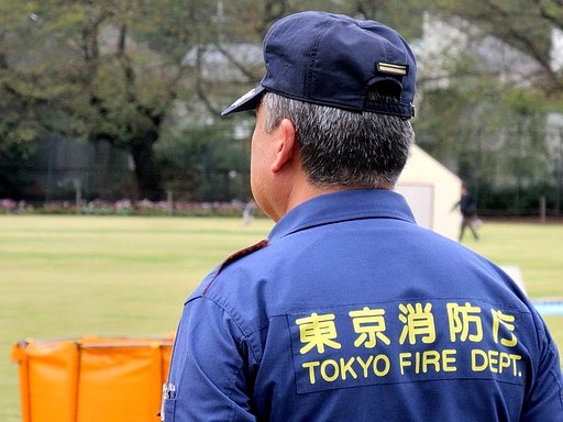 男の背中　消防士編
