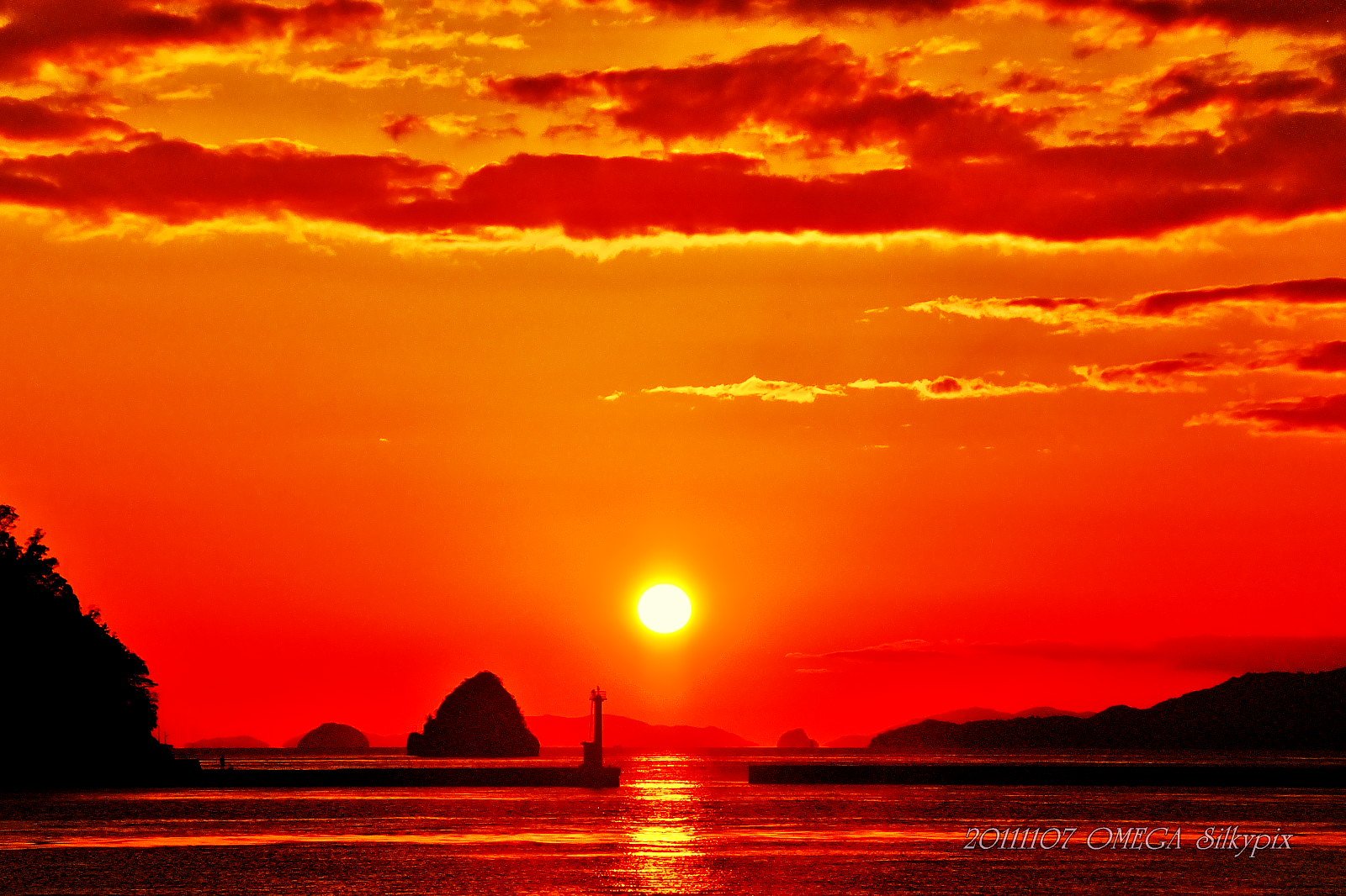 紅の夕焼け　１１・０７