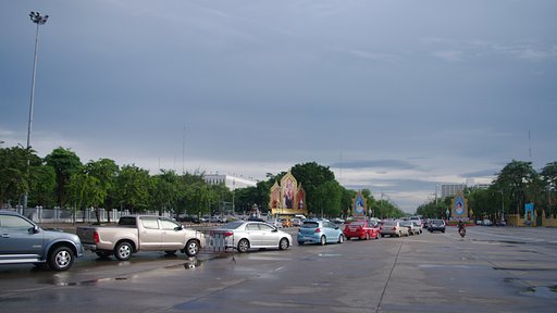 【長】 車列
